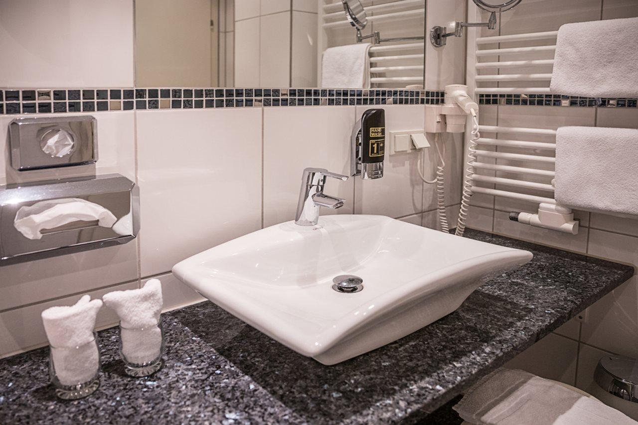 Hotel Brunnenhof Hanau ภายนอก รูปภาพ