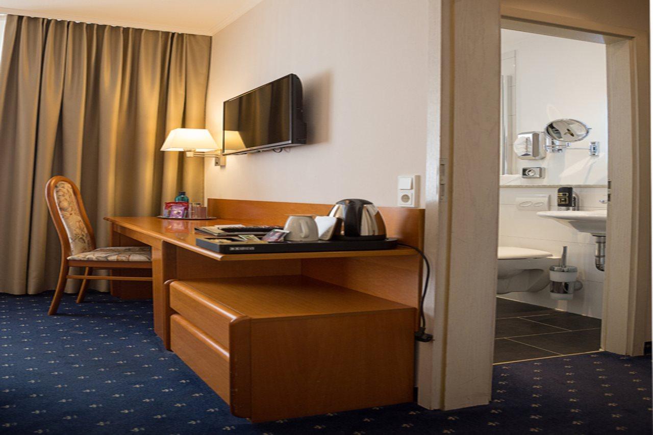 Hotel Brunnenhof Hanau ภายนอก รูปภาพ