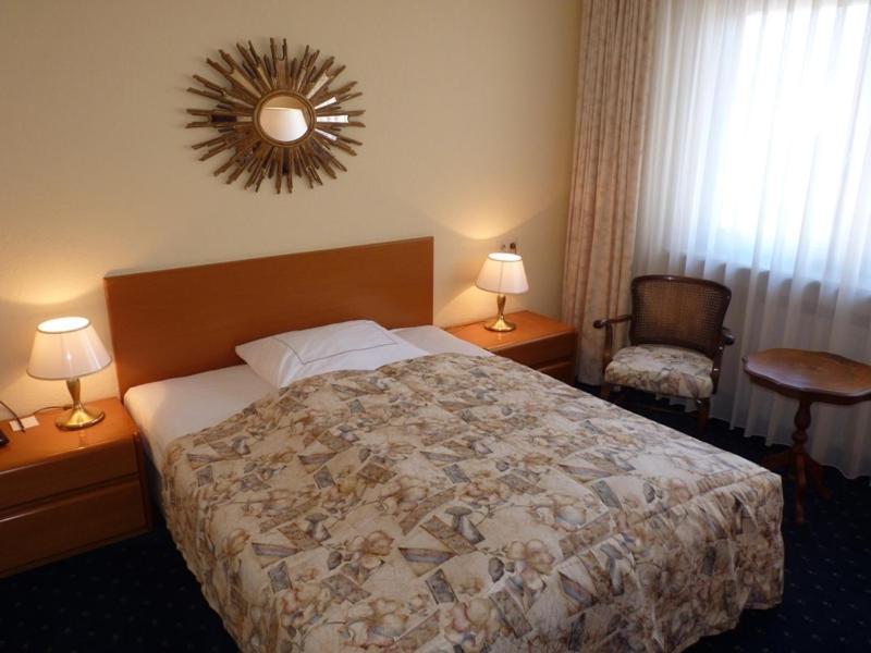 Hotel Brunnenhof Hanau ภายนอก รูปภาพ